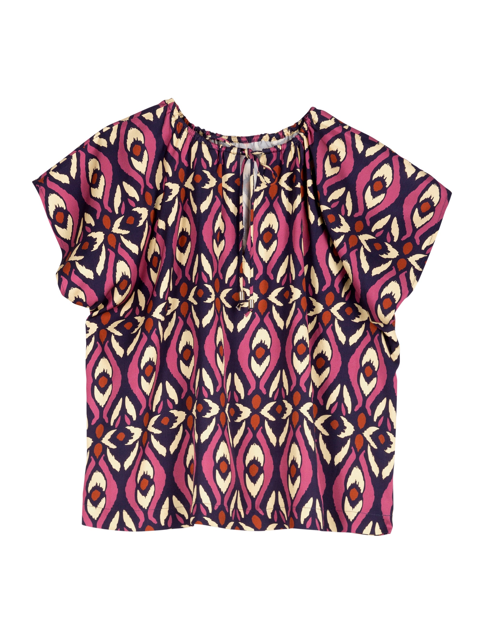 Short sleeved women's shirt with ethnic pattern