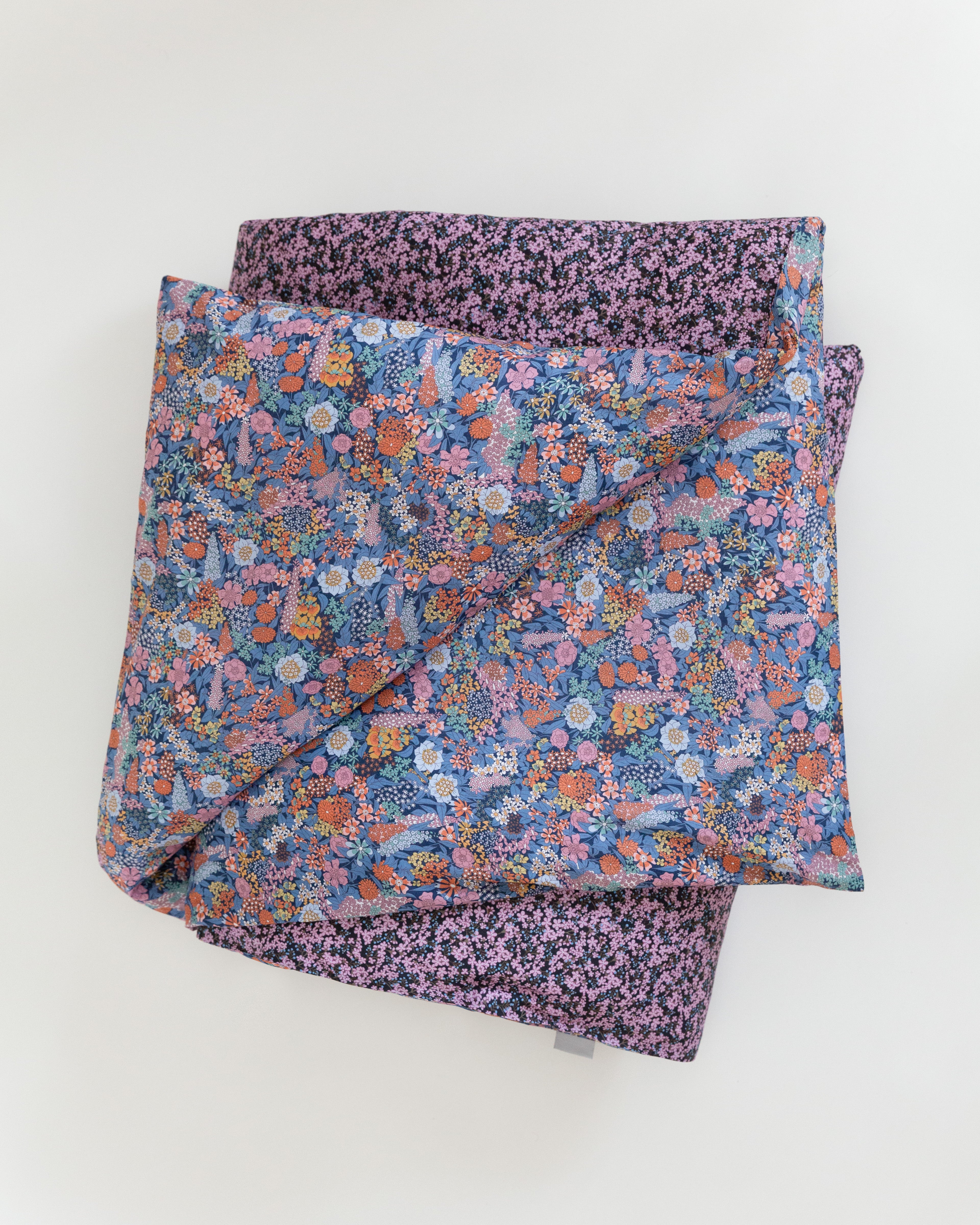 Duvet cover with multi colored flower pattern