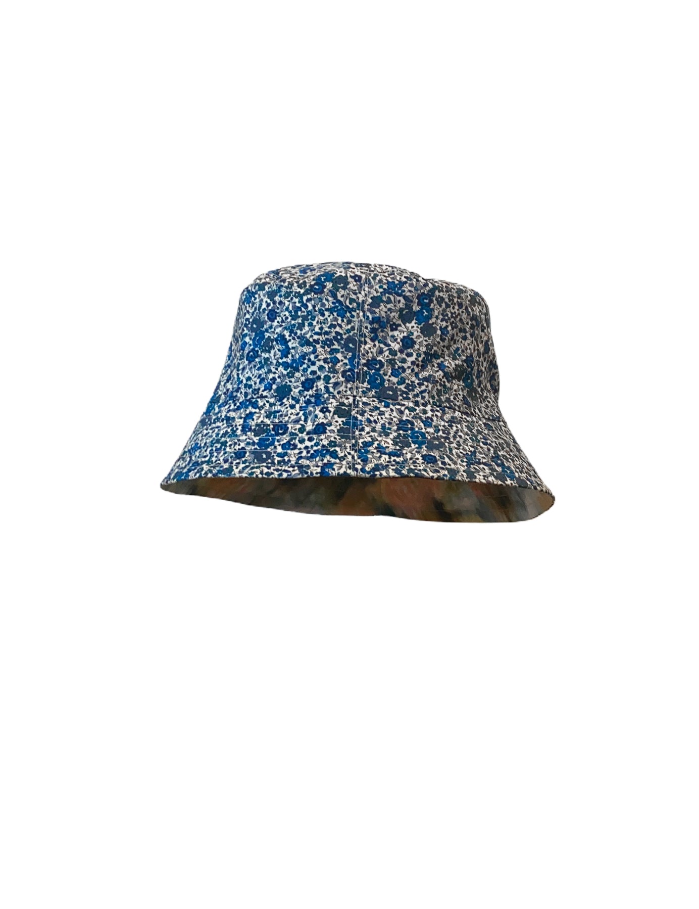 Women's summer hat with blue flower pattern
